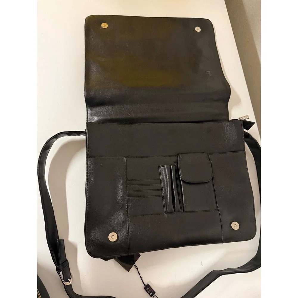 Hugo Boss Black Leather Messenger Bag Laptop Briefcase NWT Flaw Lining